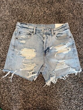 American Eagle Outfitters Light Wash Distressed Denim Shorts 90s Boyfriend Fit